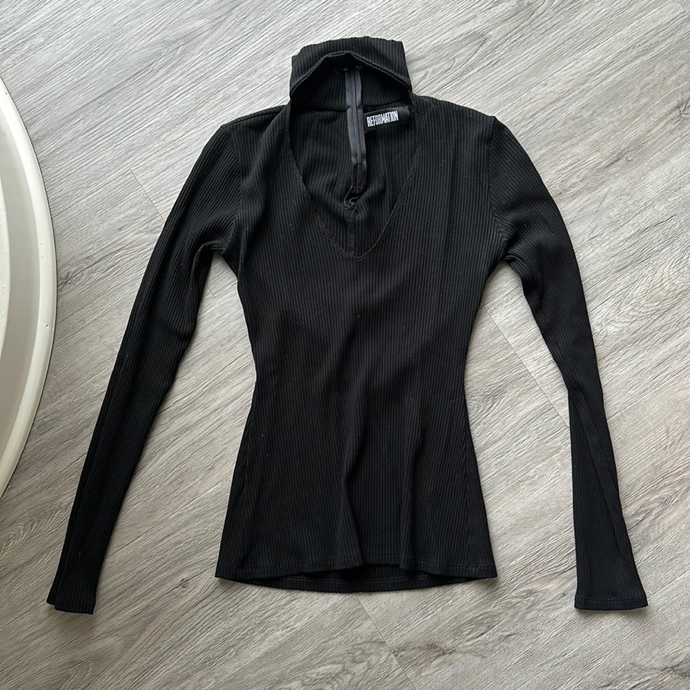 Reformation black long sleeve turtleneck with cutout